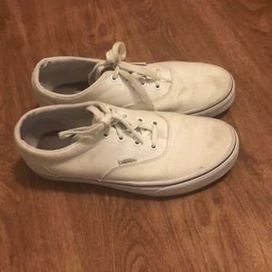 White Vans slip-on sneakers 👟